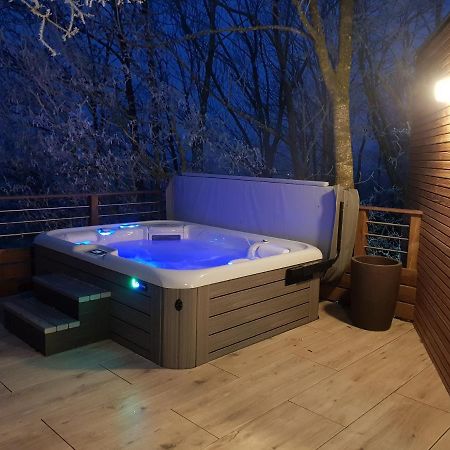 Les Cocons De L'Illon Bed and Breakfast Ville-sur-Illon Esterno foto